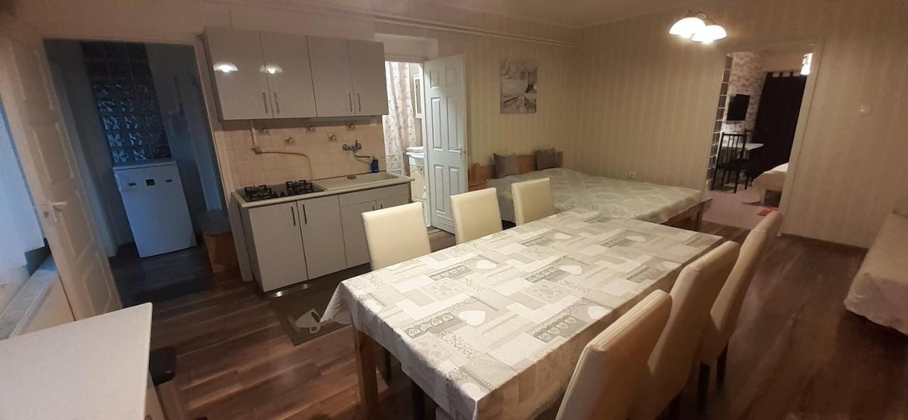 Oázis Apartmanház Hajdúszoboszló Exteriér fotografie